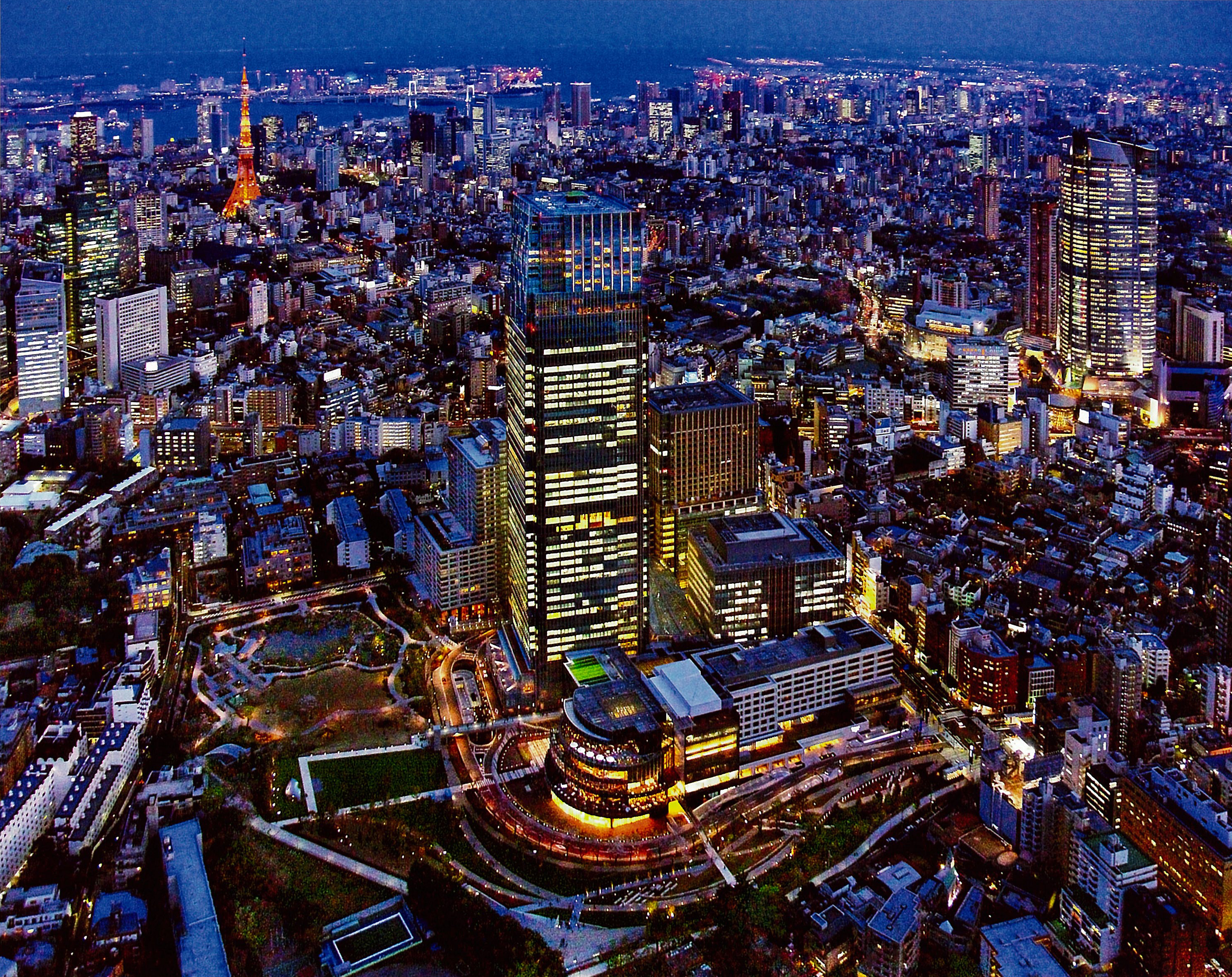 Токийский город. Минато (Токио). Токио с высоты птичьего полета. Токио с птичьего полета ночью. Минато Сити район.