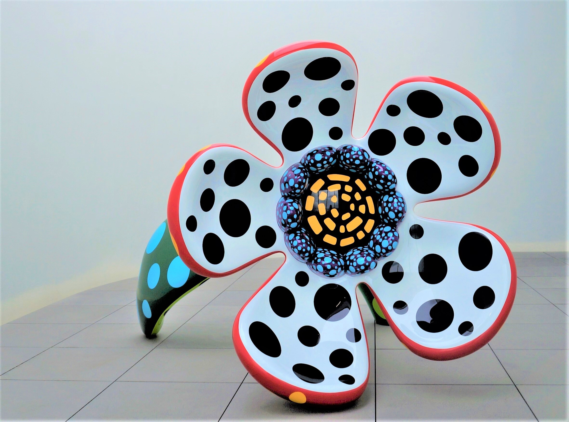 Welcome to the world of polka dots. Yayoi Kusama Museum | Japan 