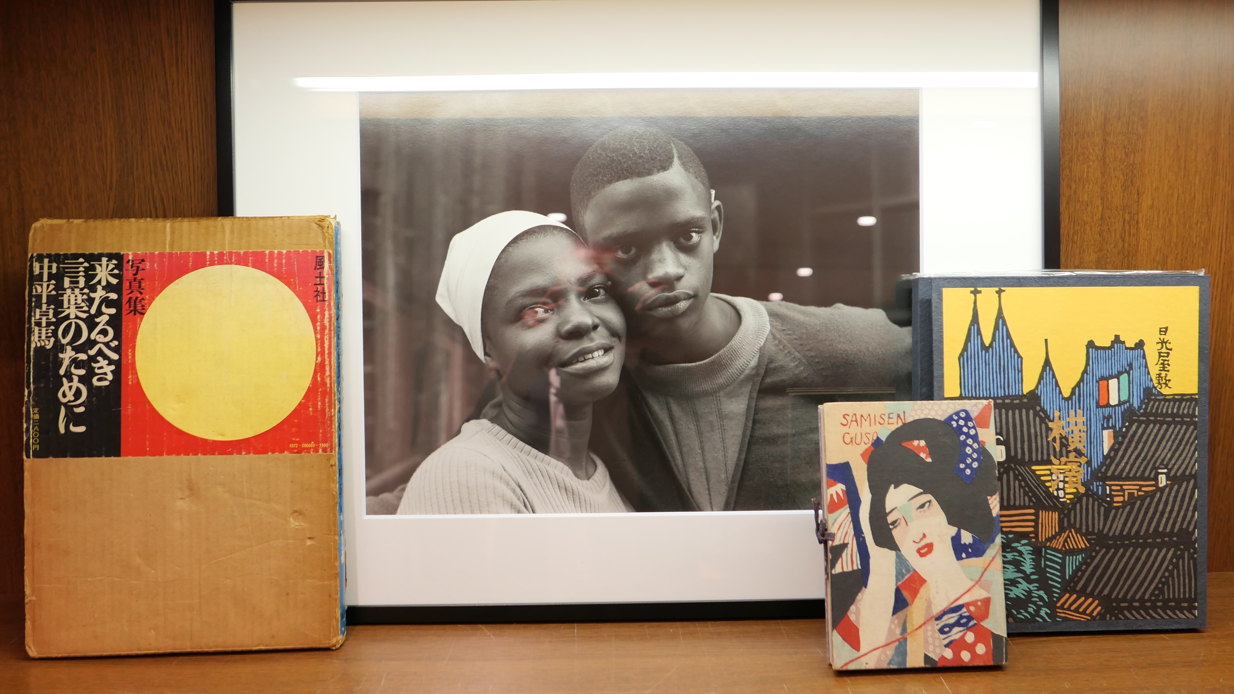 浮世絵のTsukioka、写真のArakiなど、レアなアート本が揃う大阪